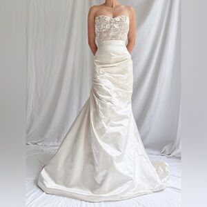 Monique Lhuillier Magical Wedding Dress, Size XS/S